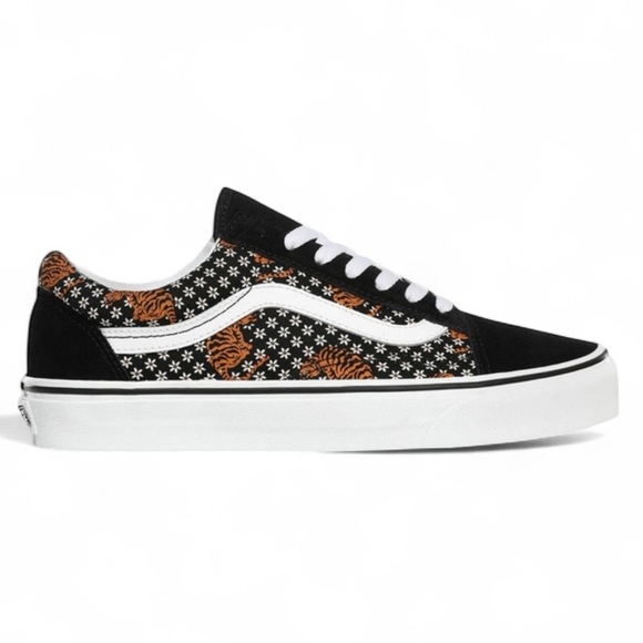 Vans Old Skool Tiger Floral Sneakers - Picture 2 of 12